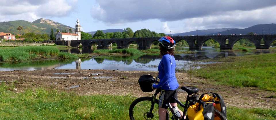 Spanish Camino by Bike: The Pyrenees to Leon - Utracks - Spain - Image 9