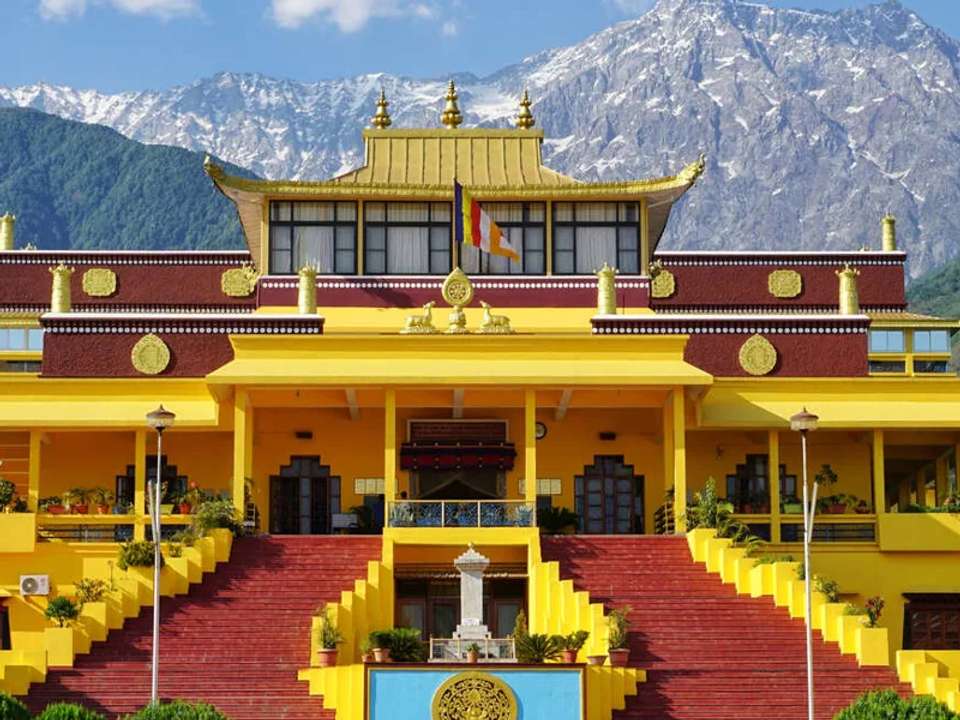 Image 2 of 16