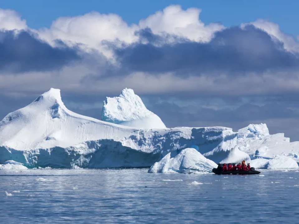 Image 6 of 9