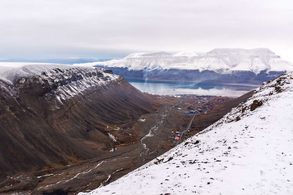 Spitsbergen Highlights: Journey into the Arctic Wilderness - undefined - Image 7