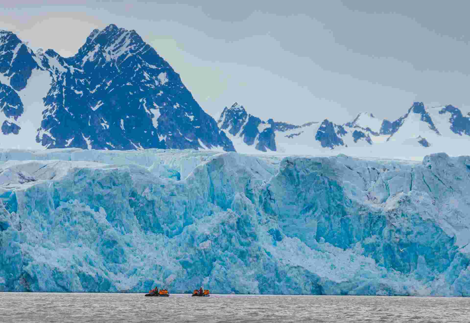 Spitsbergen Highlights: Wildlife Capital of the Arctic