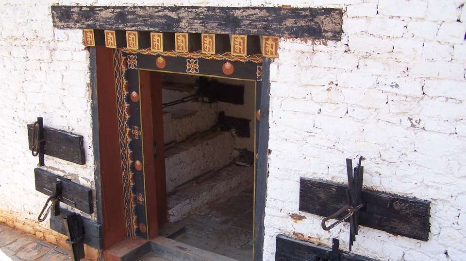 Splendors of Bhutan - Adventure Thirdpole (p) Ltd - Bhutan - Image 4
