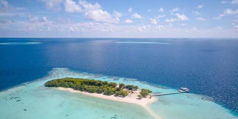 Beach Tour: Sri Lanka & Maldives Adventure