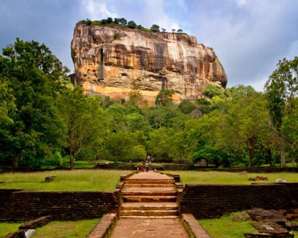 Sri Lanka Discover Luxury Small Group Tour - undefined - Image 8