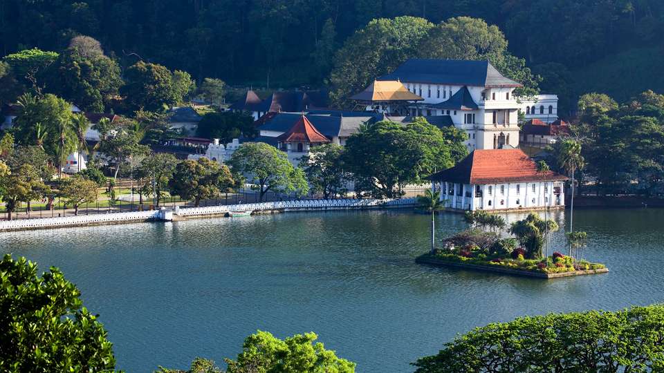 Sri Lanka Encompassed - G Adventures - Sri Lanka - Image 3