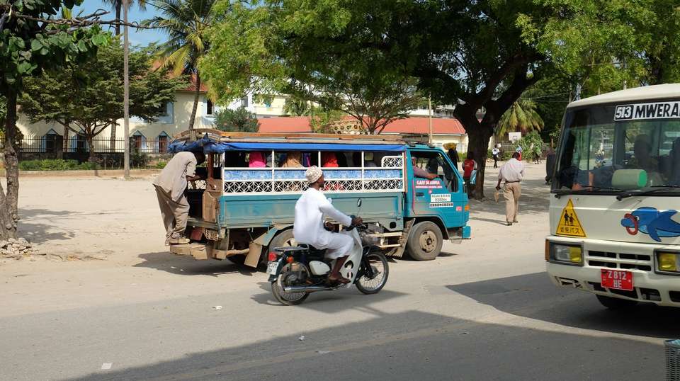 Stone Town city walking tour - Zanzibar Tours & Travel - Tanzania - Image 8