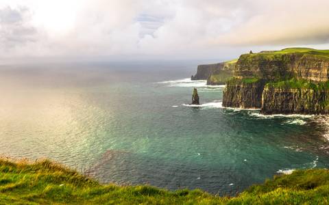 London Explorer Tour: Stories And Legends: United Kingdom, Scotland, And Ireland