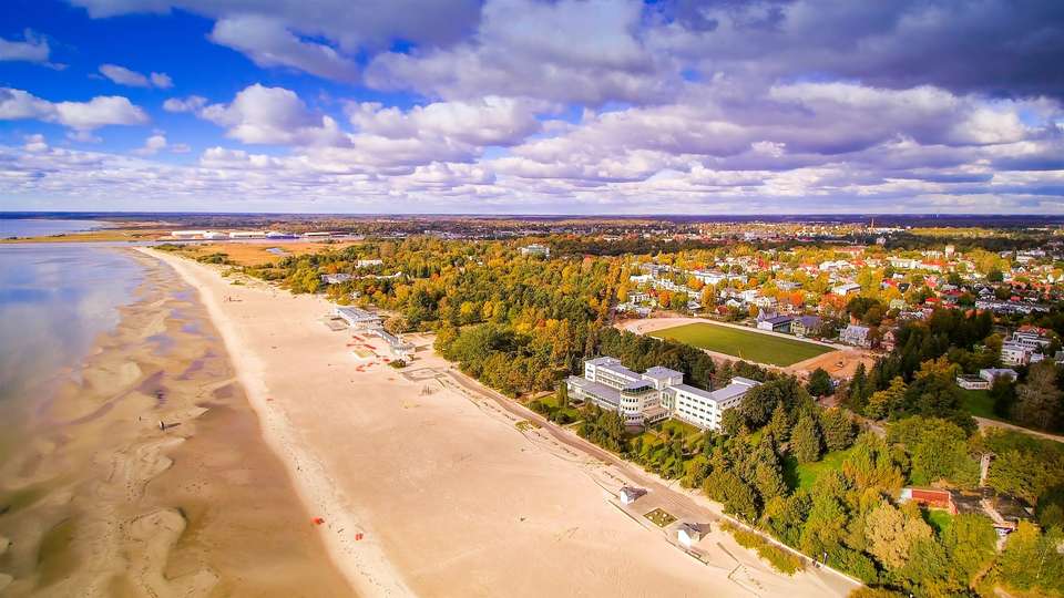 Stunning Baltics End Warsaw - Europamundo - Estonia - Image 2