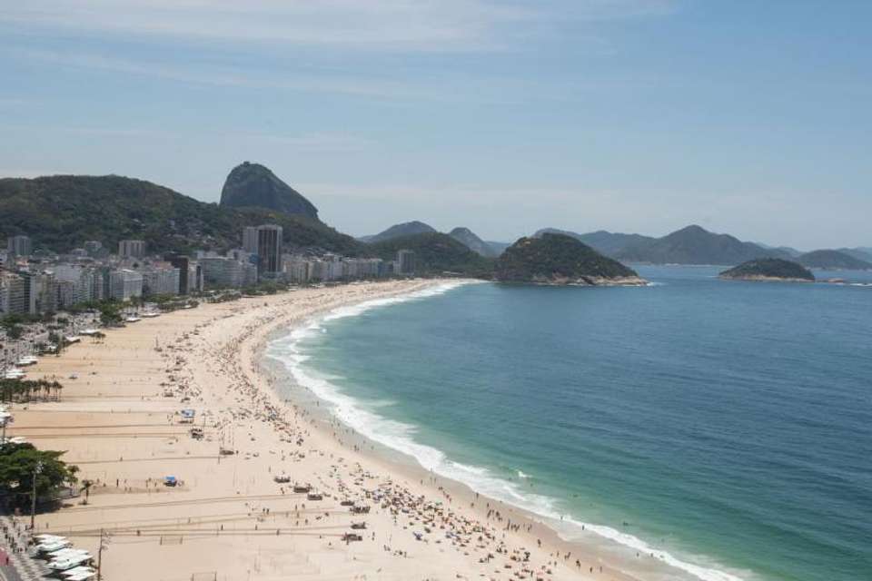 Sugar Loaf & Rio Beaches Tour - Tangol Tours - Brazil - Image 5