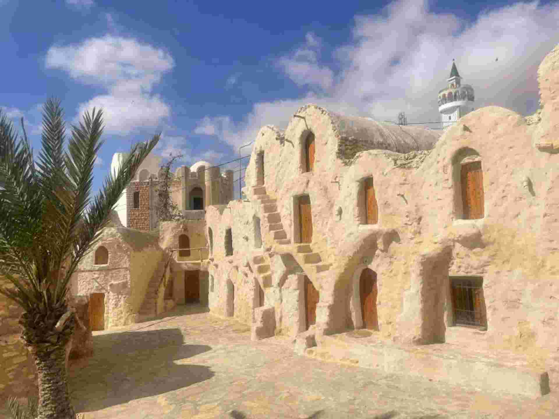 Summer Tunisian Encounters