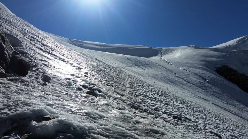 Summit Mera Peak - Nepal Climbing Adventure Pvt. Ltd. - Nepal - Image 5
