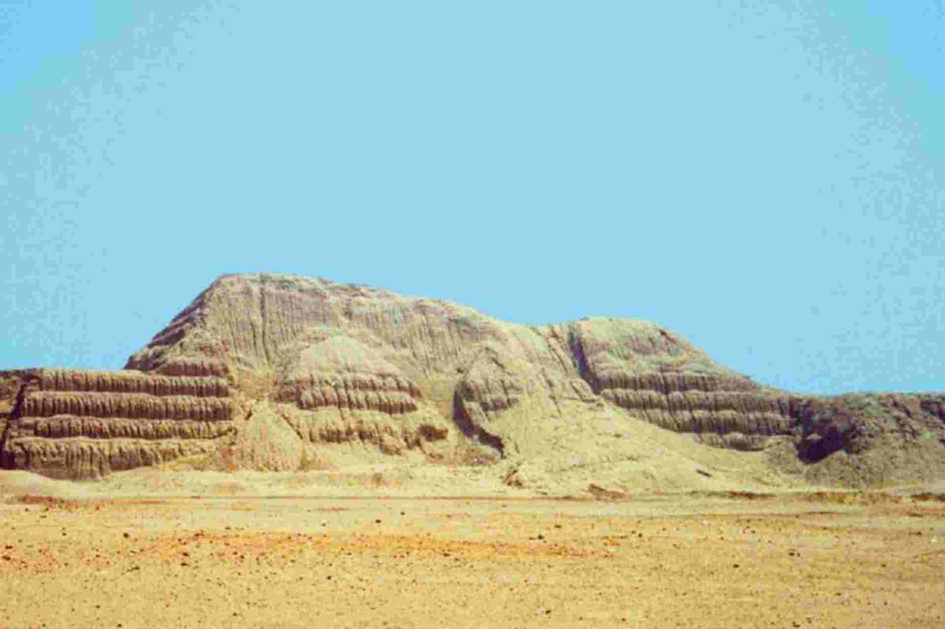 Sun & Moon Huacas, Chan Chan and Huanchaco Day Tour