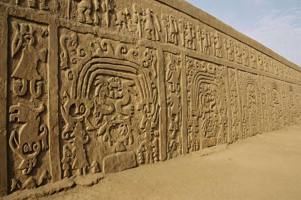 Sun & Moon Huacas, Chan Chan and Huanchaco Day Tour - Tangol Tours - Spain - Image 4