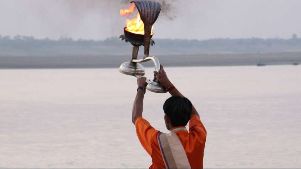 Sunrise Boat Cruise on the River Ganges - Memorable India Journeys Pvt. Ltd. - India - Image 4