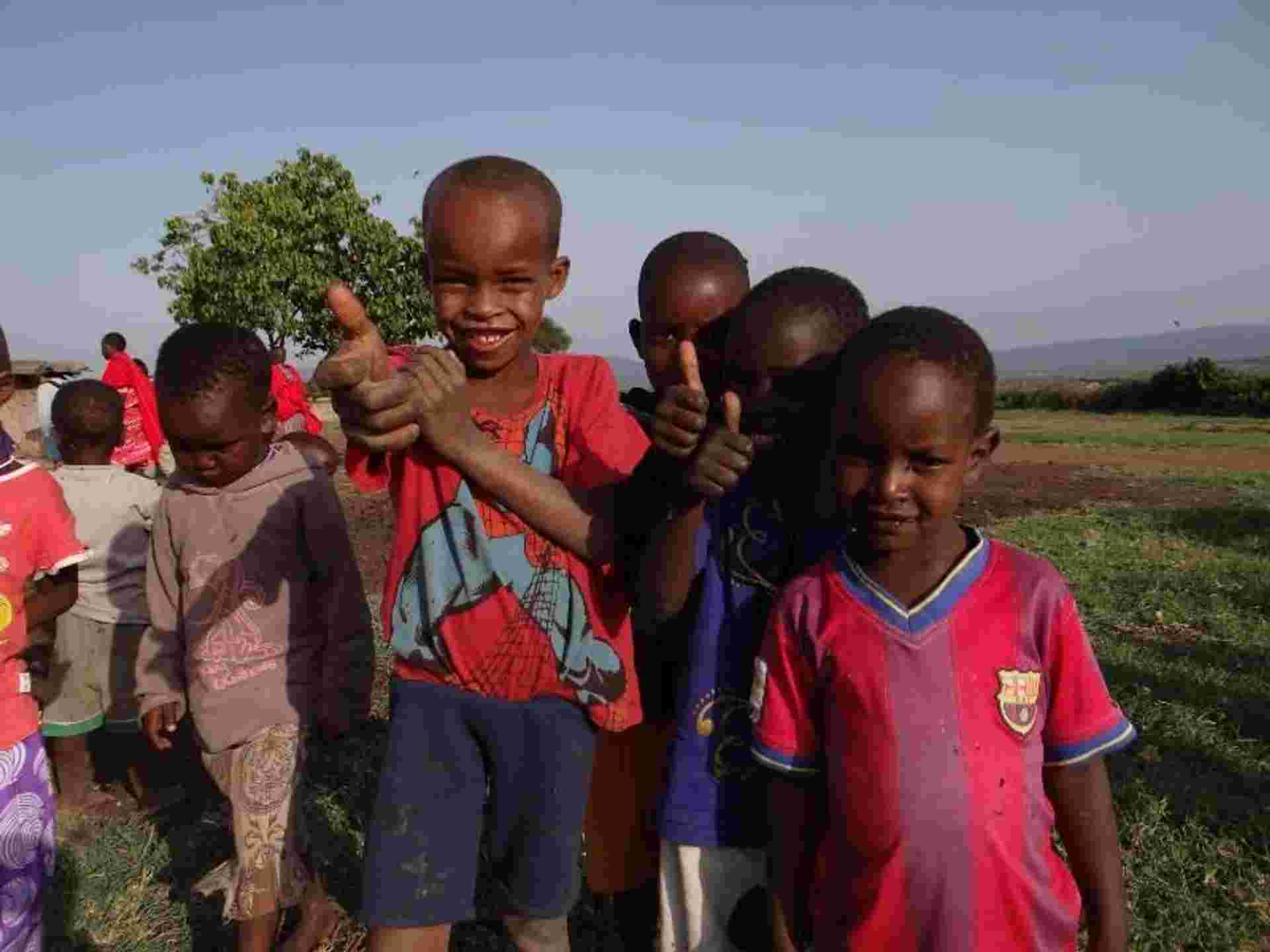 Super Kenyan Safari 8D/7N (Masai Mara, Lake Nakuru, Sweetwaters & Samburu)