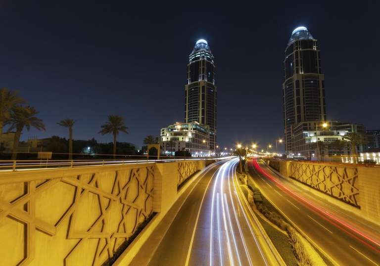 Southern Africa City sightseeing Tour: Super South Africa and Qatar