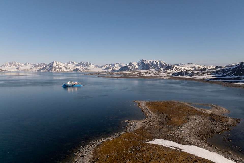Svalbard Express - (Ocean Albatros) - undefined - Image 10
