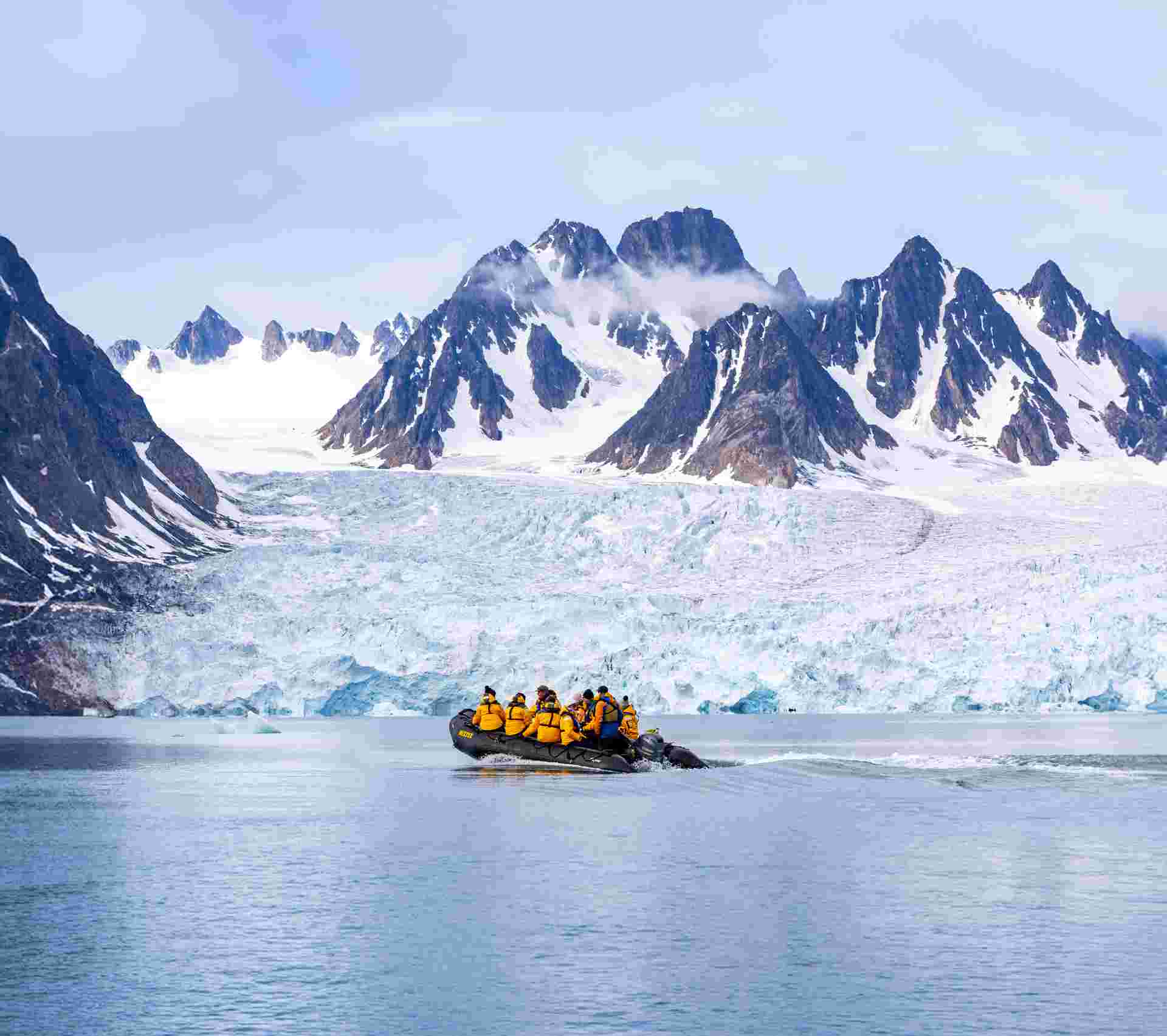 Svalbard in Spring: Sea Ice, Pristine Snow and Wildlife