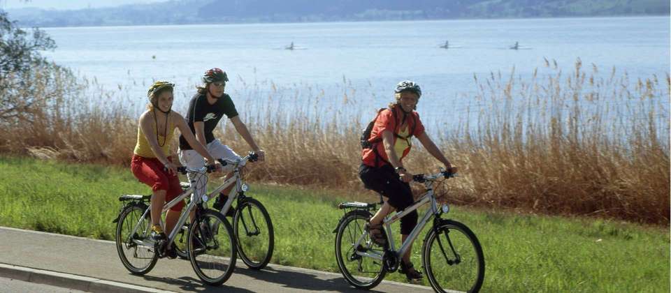 Swiss Lakes Cycle - Utracks - Switzerland - Image 3