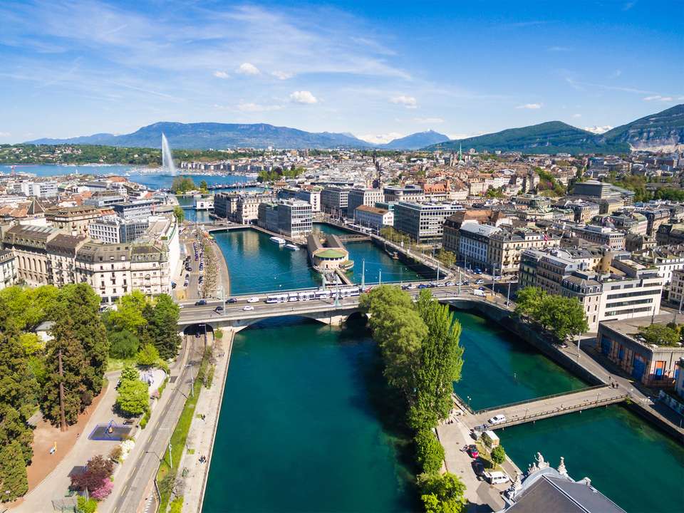 Switzerland Cities & Landscapes - 6 days - On The Go Tours - Switzerland - Image 6