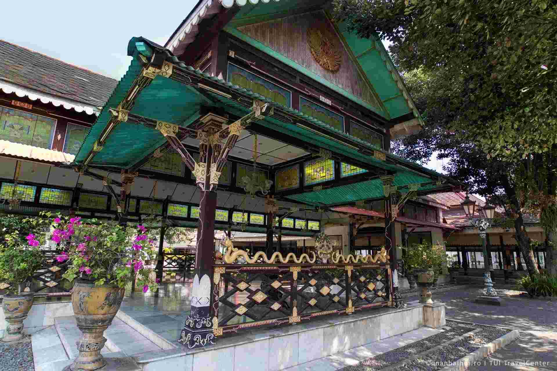 Symphony Of Indonesia, Private Tour