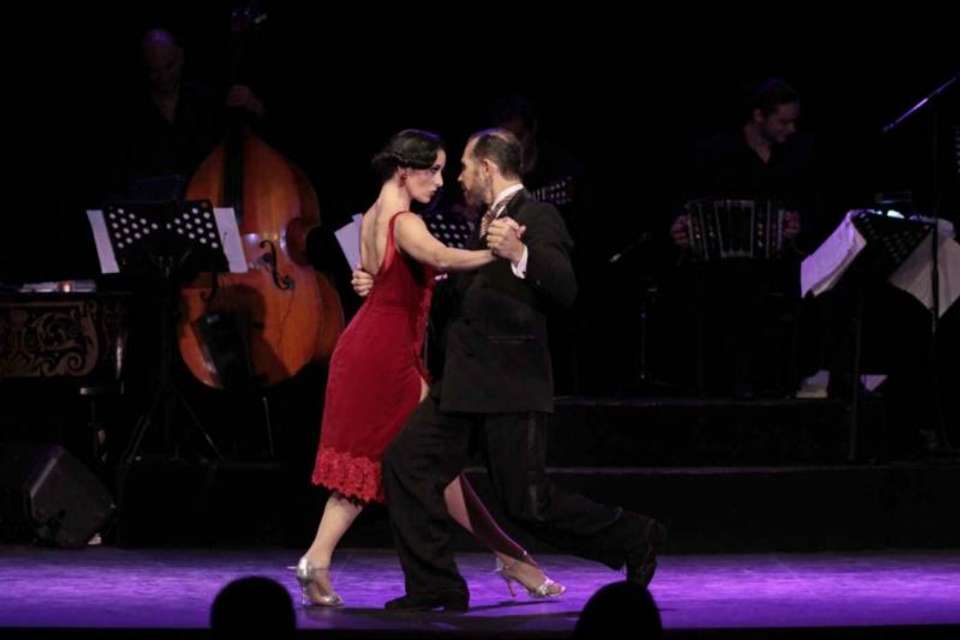 Tango Show in Esquina Homero Manzi - Tangol Tours - Argentina - Image 4