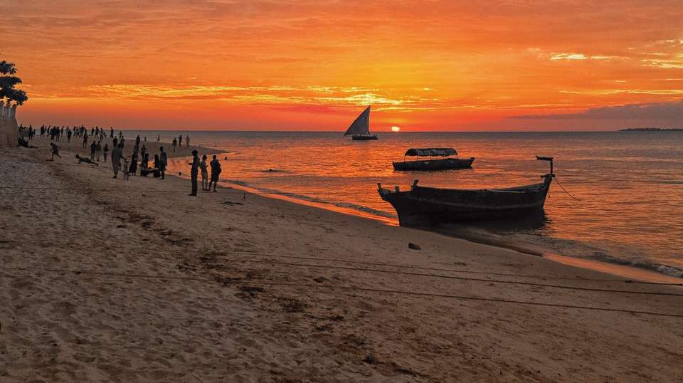 Tanzania Wildlife Safari & Zanzibar Beaches: 10 Days - undefined - Image 2
