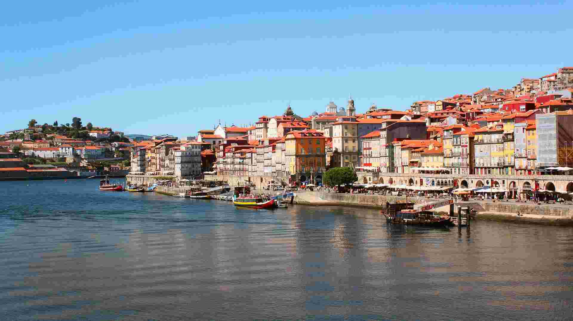 Tasting Oporto On Foot