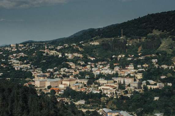 Image 2 of 3