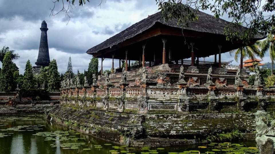 Temples and Palaces: Day Tour From Kuta - Nice Tour Bali - Indonesia - Image 2