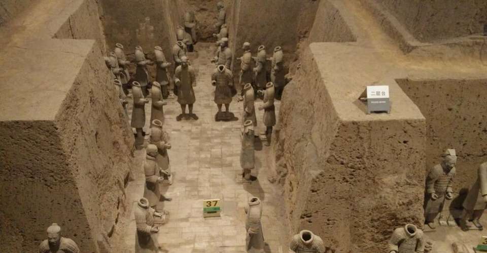 In-Depth Tour Of Terracotta Warriors And Bronze Chariots - Yestrips - China - Image 3