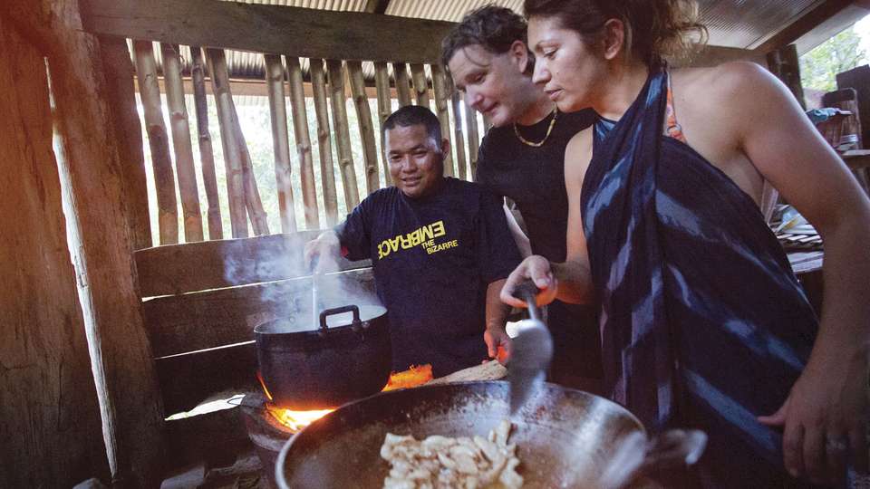 Thailand: Night Markets & Blue Waters - G Adventures - Thailand