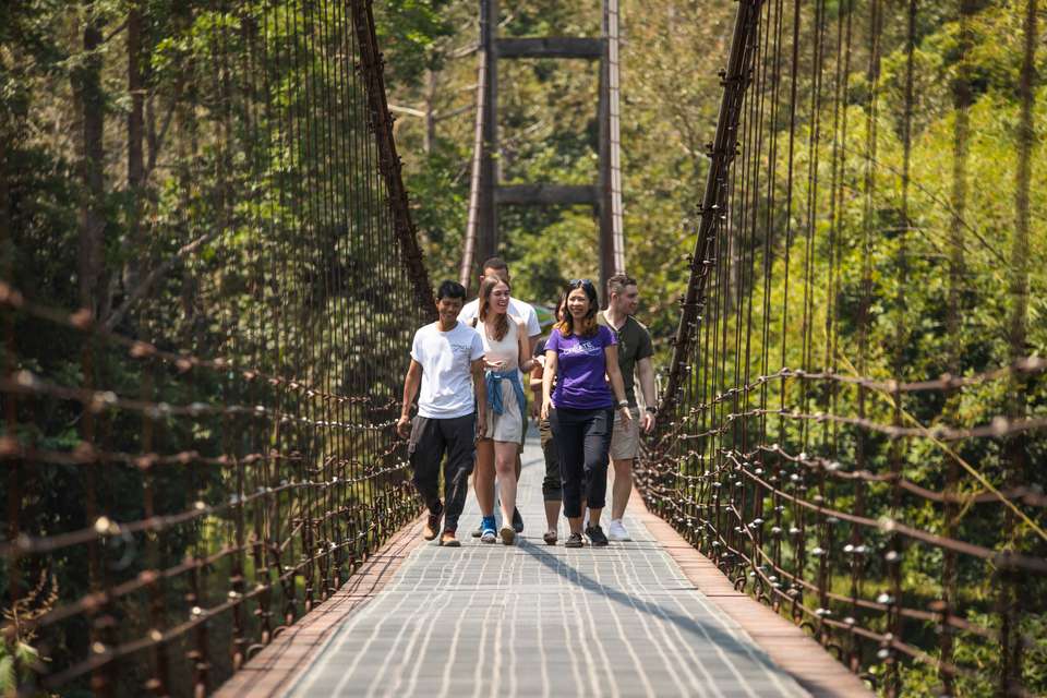 Thailand: Night Markets & Blue Waters - G Adventures - Thailand