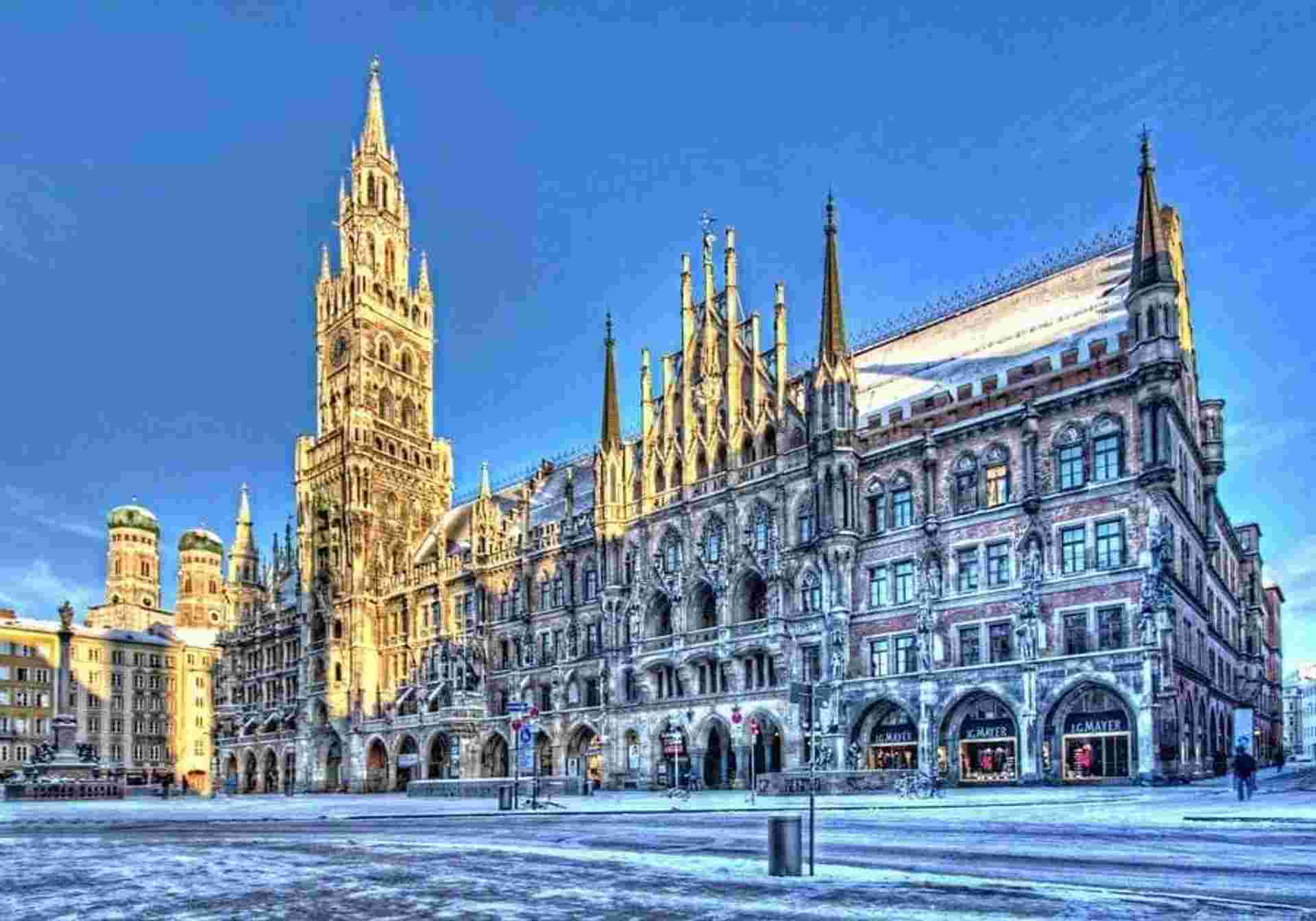 The Alpine Panorama Rail Tour