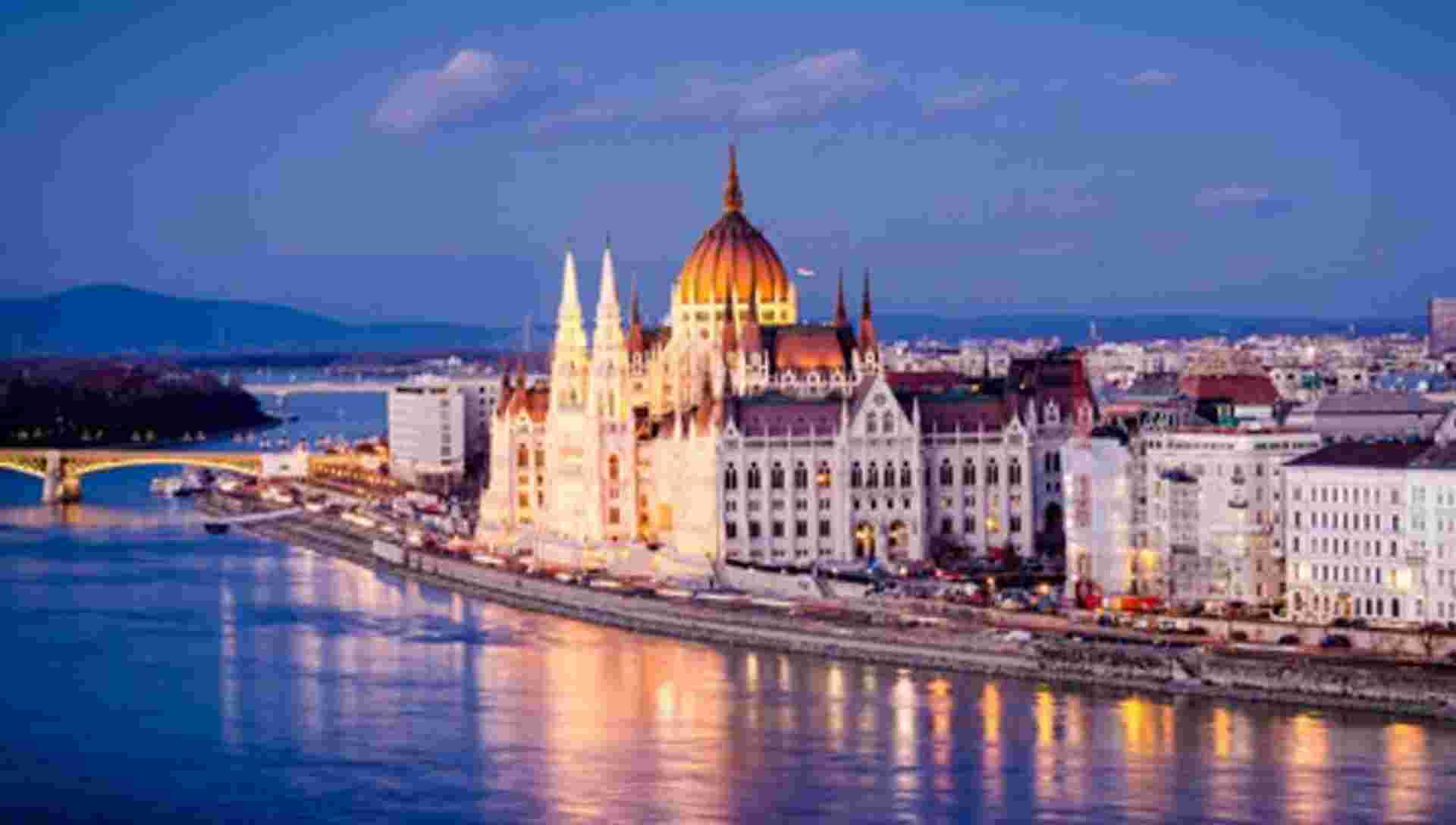 The Beautiful Blue Danube (port-to-port cruise)