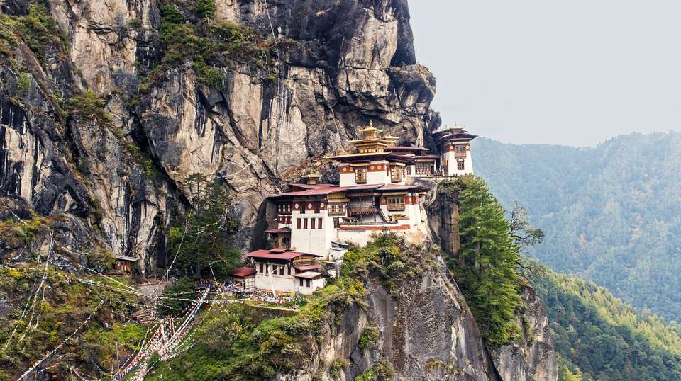 The Best Of Bhutan- 6 Days - Alpine Club Of Himalaya - Bhutan - Image 3
