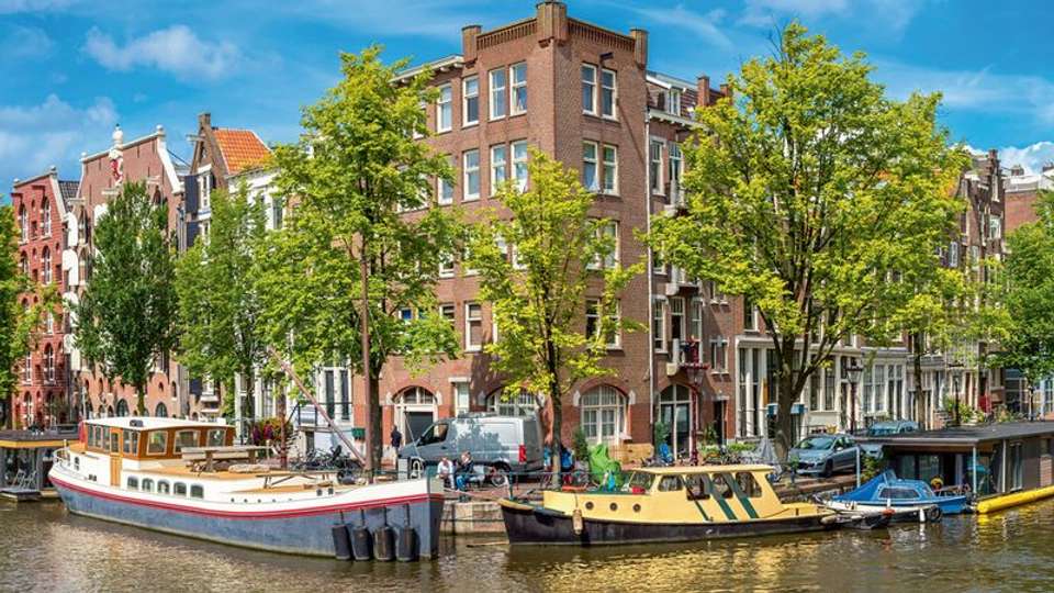 The Best of The Netherlands (port-to-port cruise) - Tweet World Travel - Holland - Image 6