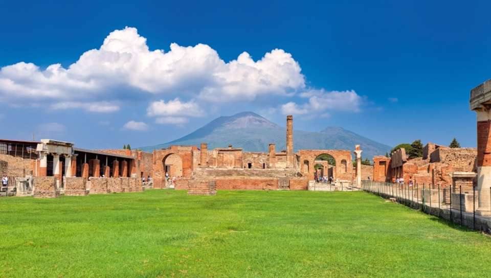 The Best Spots in Sicily and Southern Italy (port-to-port cruise) - Croisieurope - Malta - Image 7