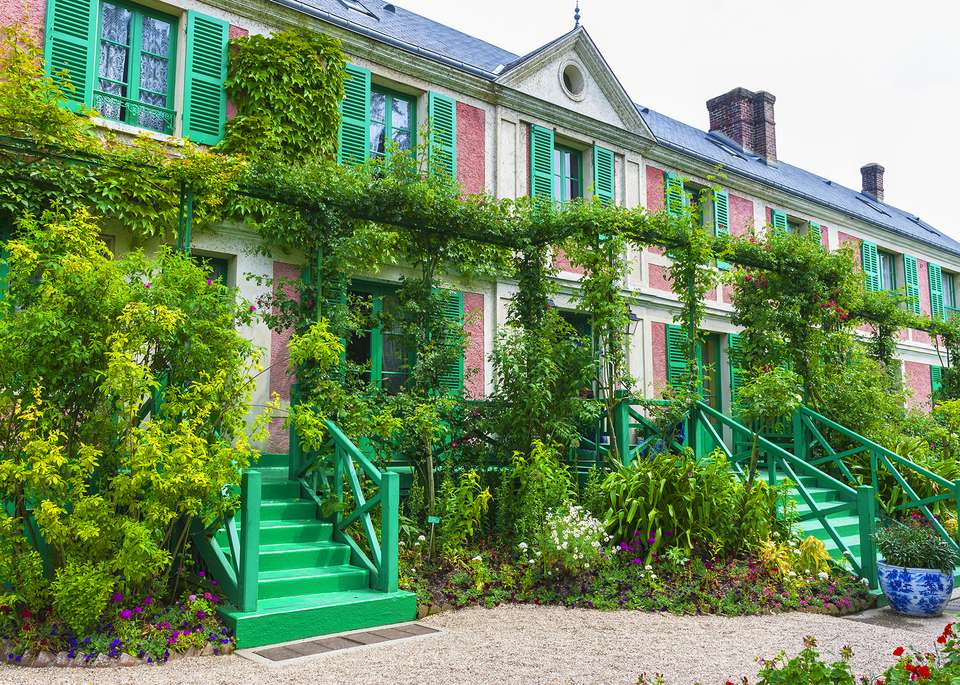 The classic Normandy and the loops of the Seine - Charming villages, gourmet discoveries and the Rouen Armada (port-to-port cruise) - Tweet World Travel - France - Image 2