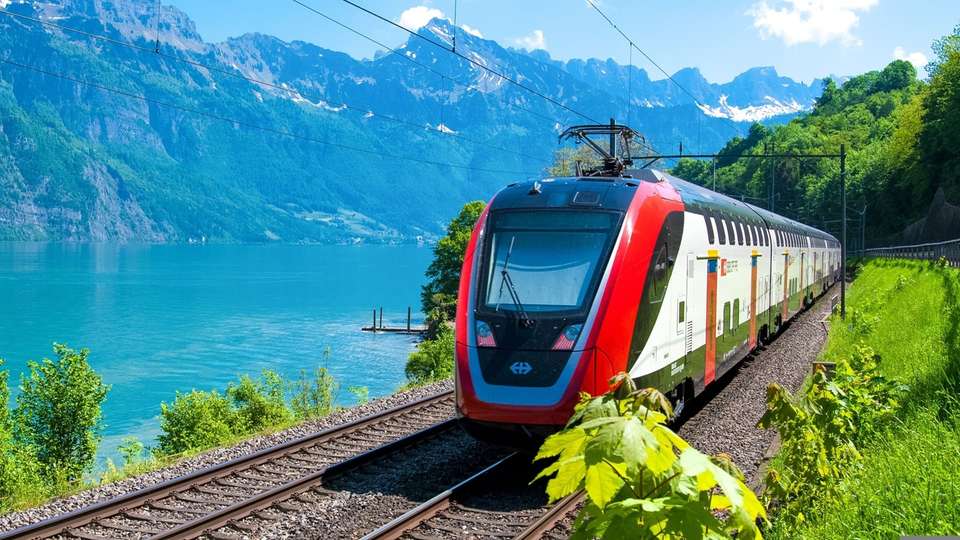 The Great Alpine Crossing By Rail - Indus Travels - Italy