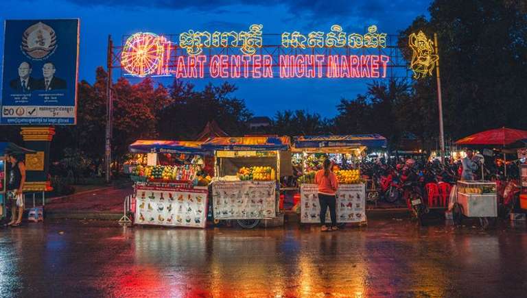 The Mekong in a different way - Between adventure and must-see sites (port-to-port cruise) trip - alternative tour available