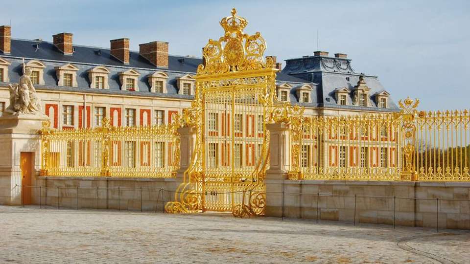 The Must-see Sights of the Seine Valley (port-to-port cruise) - Tweet World Travel - France - Image 2