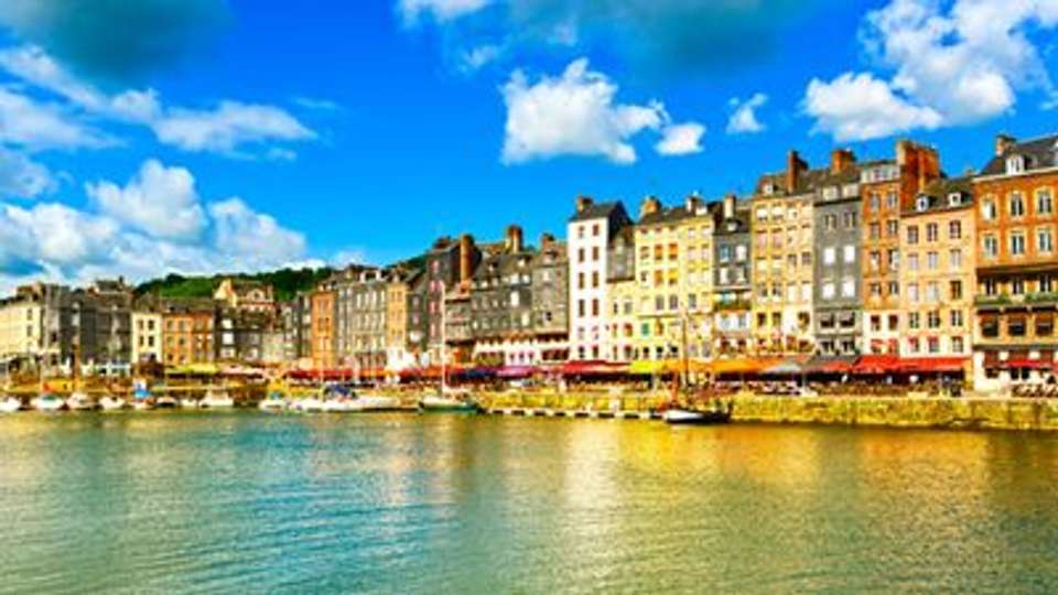 The Must-see Sights of the Seine Valley (port-to-port cruise) - Tweet World Travel - France - Image 3