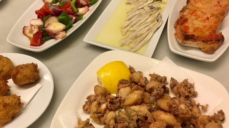 The Original Tapas Crawl Tour - Food Lover Barcelona - Spain