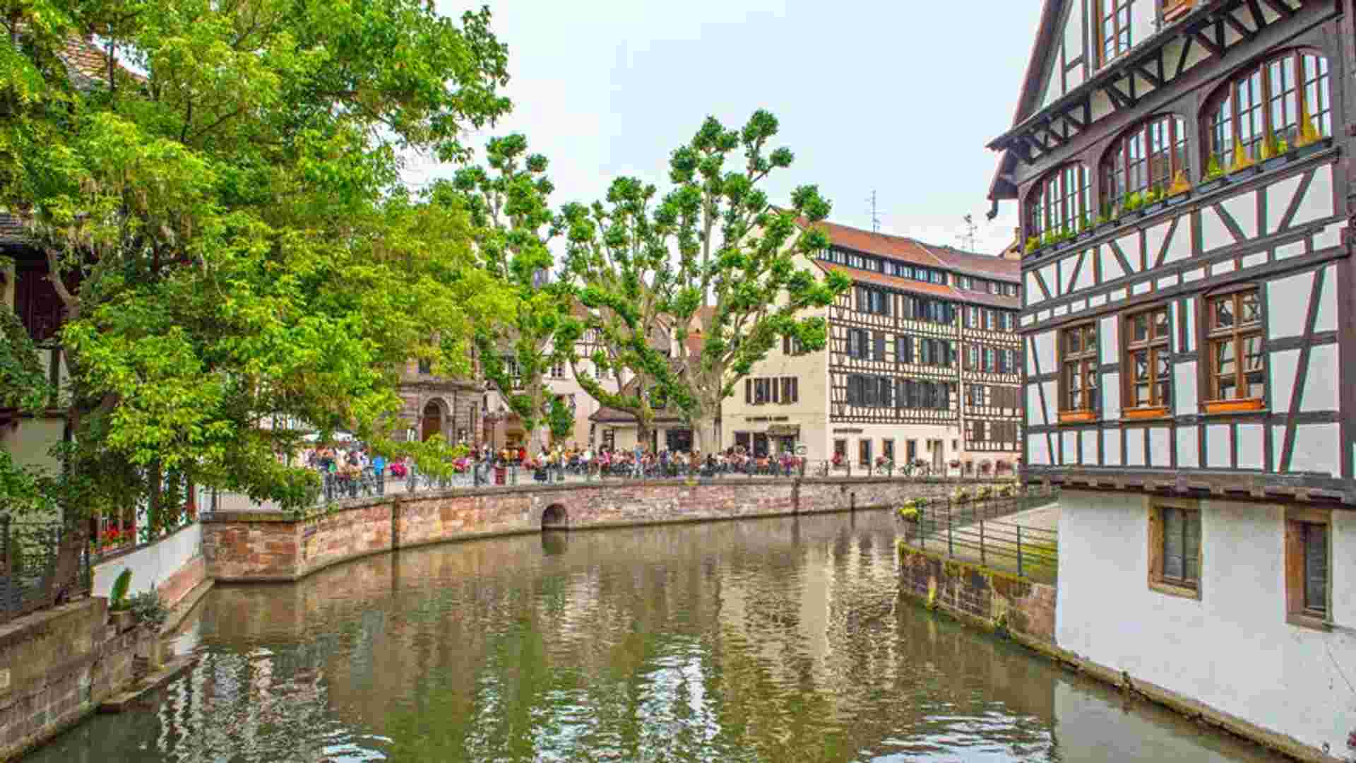 The romantic Rhine valley and Holland (port-to-port cruise)