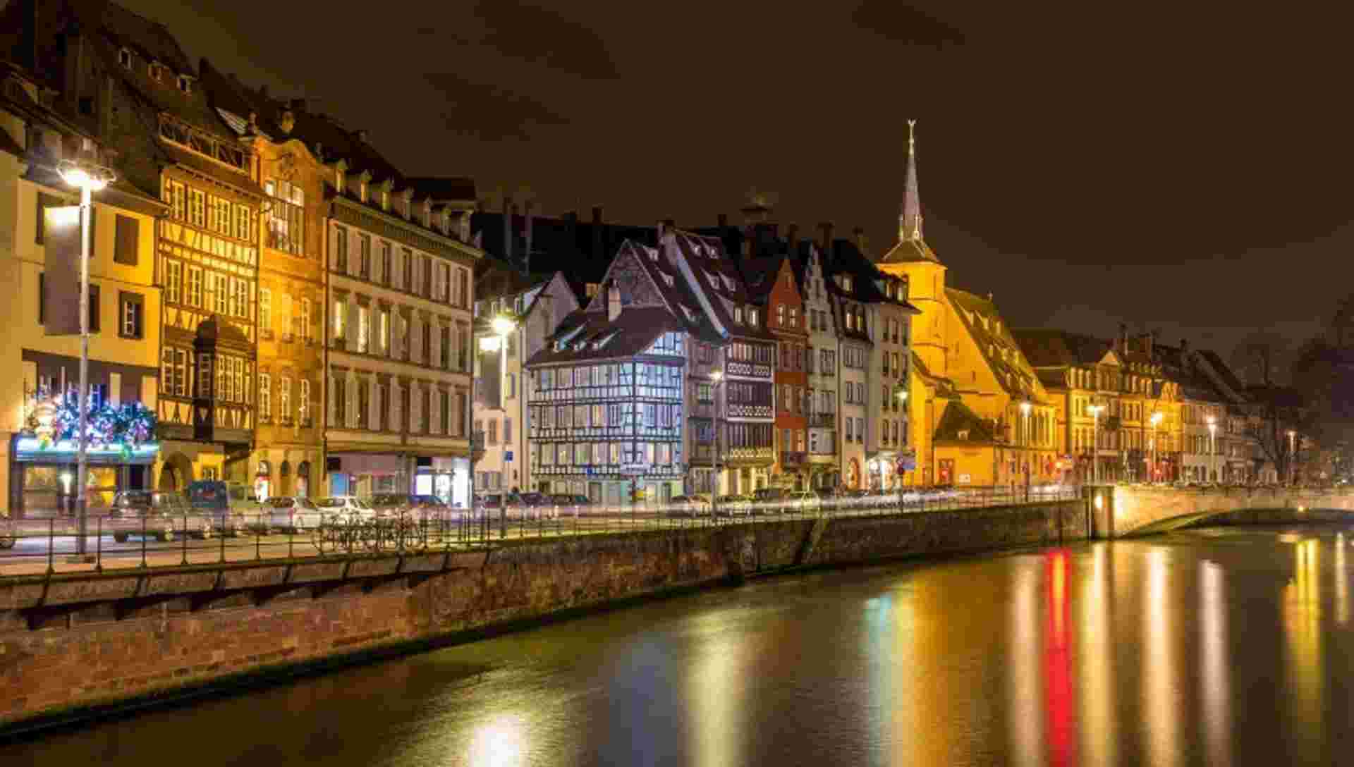 The romantic Rhine Valley and the rock of the Lorelei (port-to-port cruise)