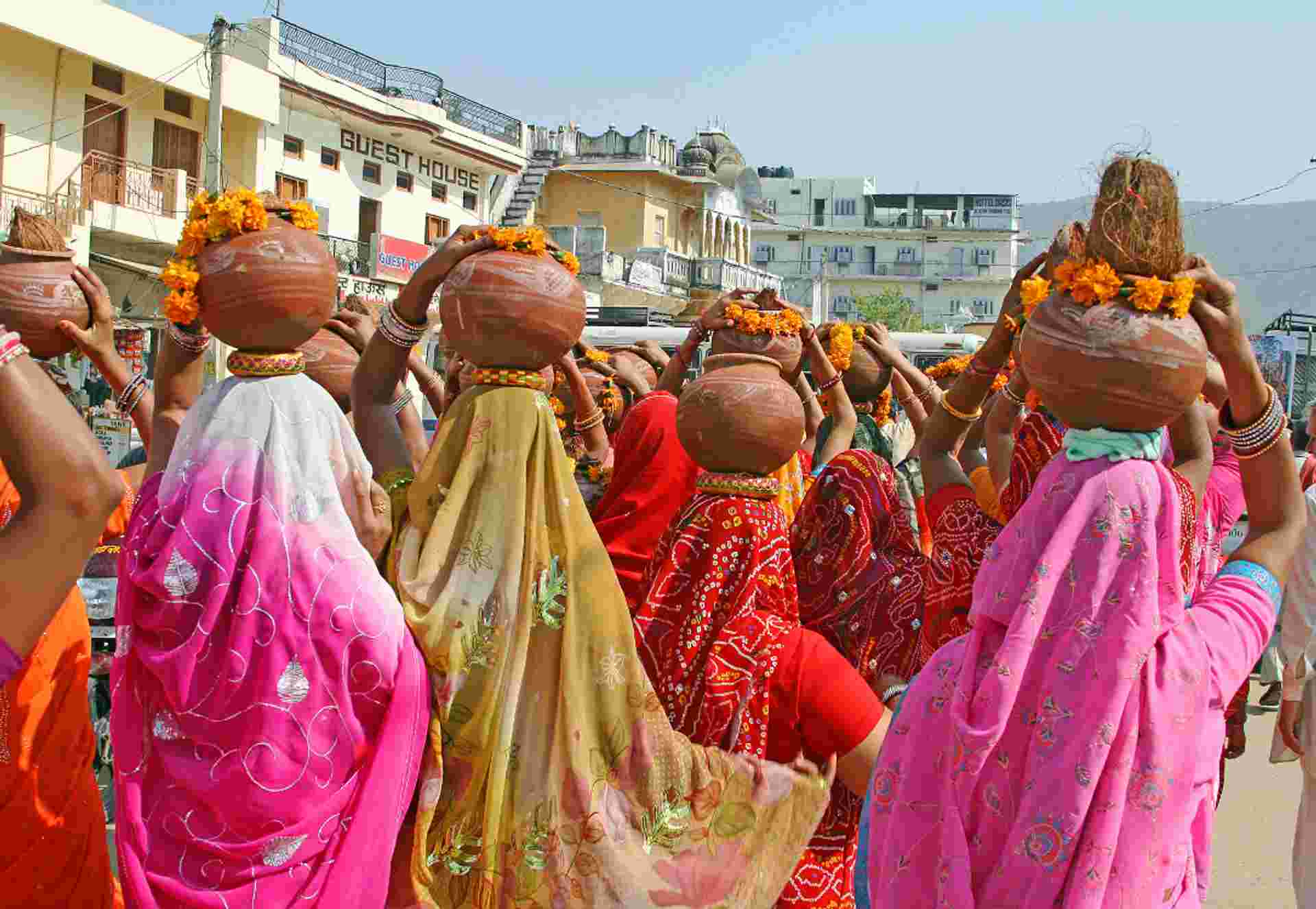 The Roots Of India, French-speaking Guide, Private Tour