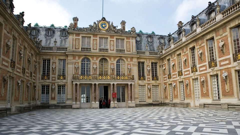 The Seine in Majesty Aboard a Paddle Wheel Boat (port-to-port cruise) - Tweet World Travel - France - Image 2