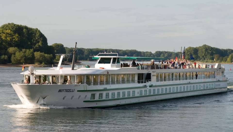 The Seine Valley (port-to-port cruise) - Croisieurope - France - Image 4