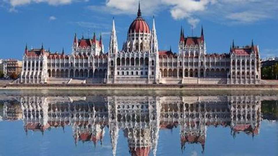 The Soul of the Danube, Between Hungarian and Slavic Cultures (port-to-port cruise) - Croisieurope - Hungary - Image 4